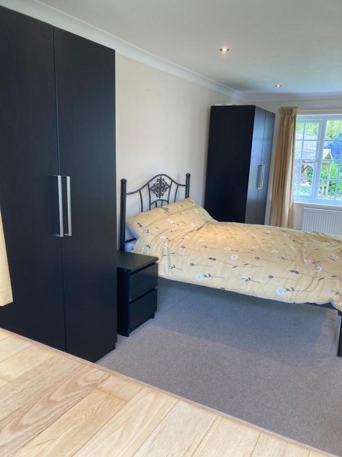 Apartamento 9 Chudleigh Close Bedford Exterior foto