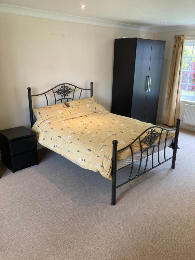 Apartamento 9 Chudleigh Close Bedford Exterior foto